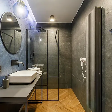 Homewell Boutique Stare Apartament *