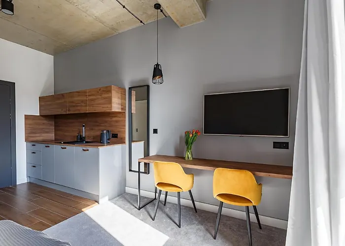 Homewell Boutique Stare