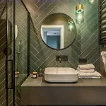 Homewell Boutique Stare Apartment *