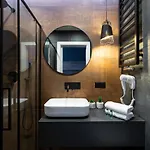 Homewell Boutique Stare Apartment