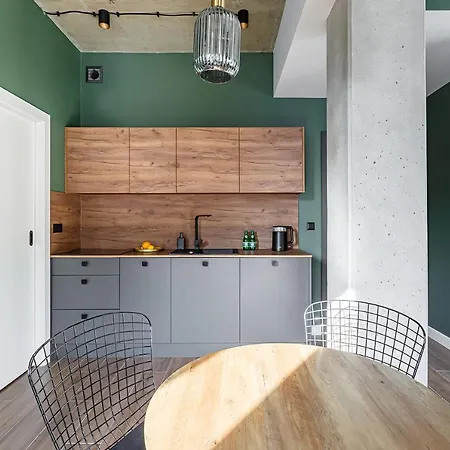 Homewell Boutique Stare *