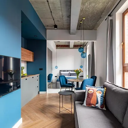 Homewell Boutique Stare