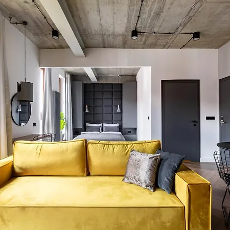 Homewell Boutique Stare *