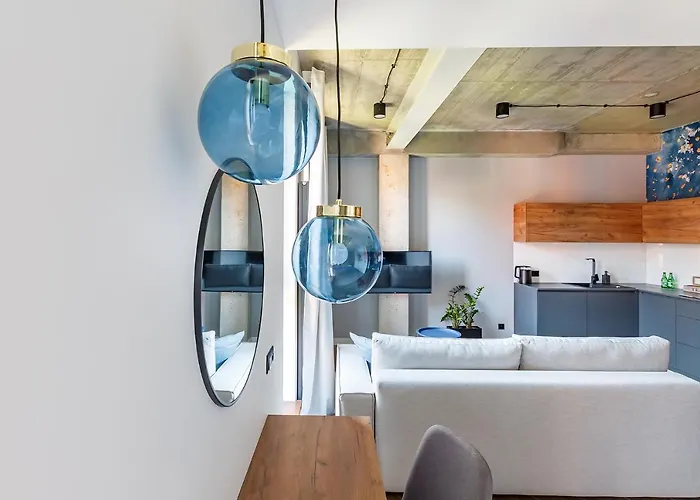 Apartment Homewell Boutique Stare *