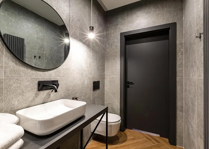 Homewell Boutique Stare