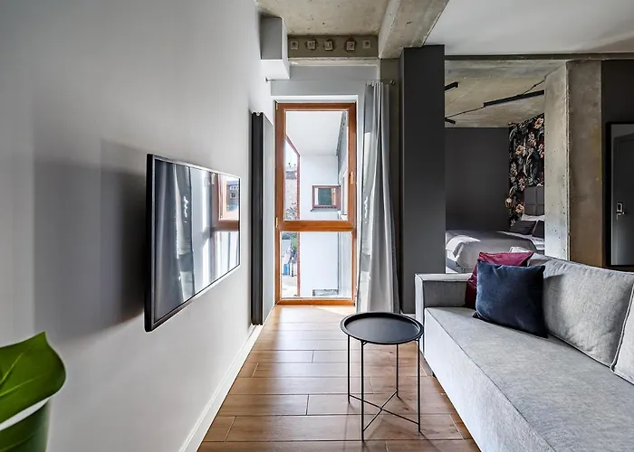 Homewell Boutique Stare Apartment